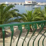 Apartment Smil - 30 M From Sea